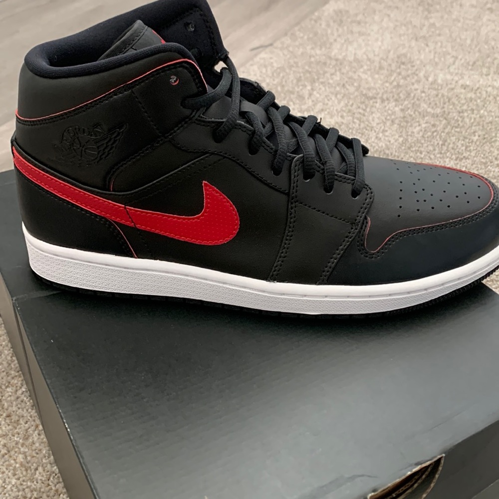 Leather Jordan 1